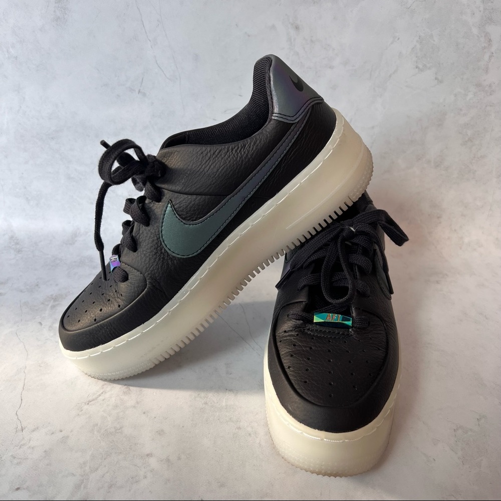 Nike Air Force 1 Sage Low LX Oil Grey